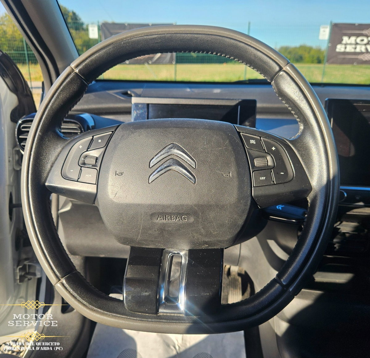 Citroen C4 Cactus PureTech 110 S&S Shine (9)