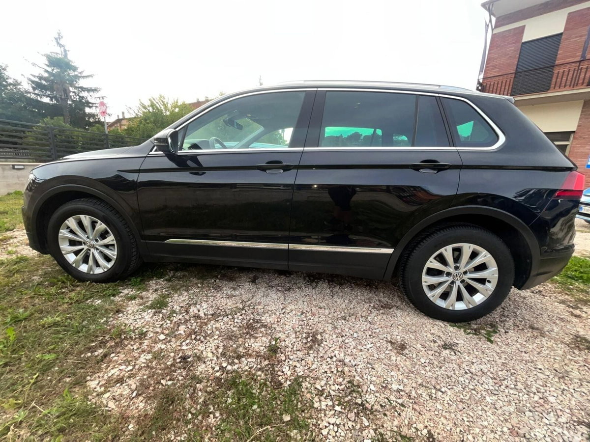 Volkswagen Tiguan 2.0 TDI SCR Business BlueMotion Technology (13)
