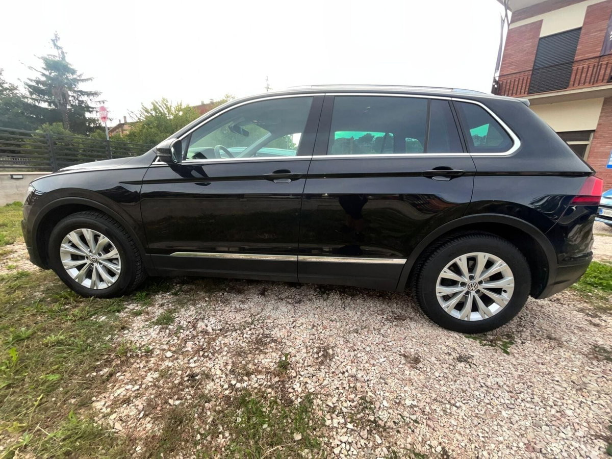 Volkswagen Tiguan 2.0 TDI SCR Business BlueMotion Technology (6)