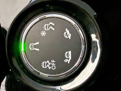 Peugeot 2008 e-HDi 115 CV Stop&Start Féline (12)
