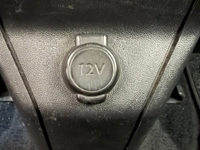 Peugeot 2008 e-HDi 115 CV Stop&Start Féline (16)