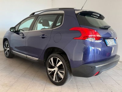 Peugeot 2008 e-HDi 115 CV Stop&Start Féline (6)