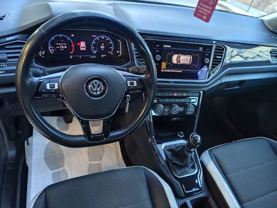 Volkswagen T-Roc 1.6 TDI SCR Advanced BlueMotion Technology (15)
