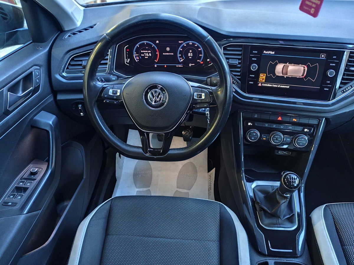 Volkswagen T-Roc 1.6 TDI SCR Advanced BlueMotion Technology (18)