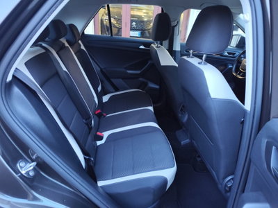 Volkswagen T-Roc 1.6 TDI SCR Advanced BlueMotion Technology (20)