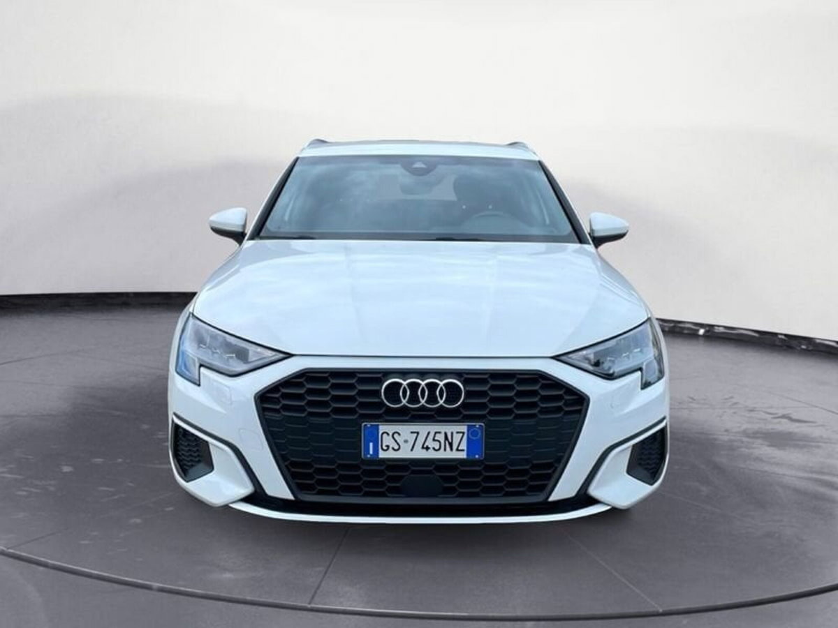 Audi A3 Sportback 30 TDI Business (2)