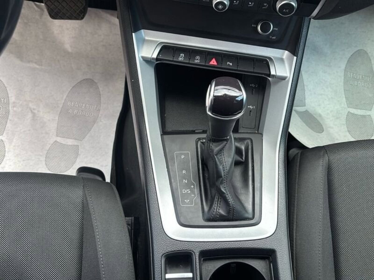 Audi Q3 Sportback 35 TDI quattro S tronic S line edition (15)