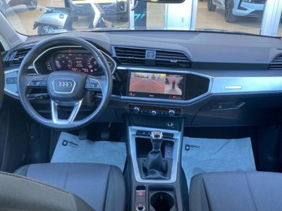 Audi Q3 35 TDI Business (19)