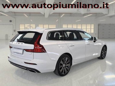 Volvo V60 T6 Recharge AWD Plug-in Hybrid Inscription (2)