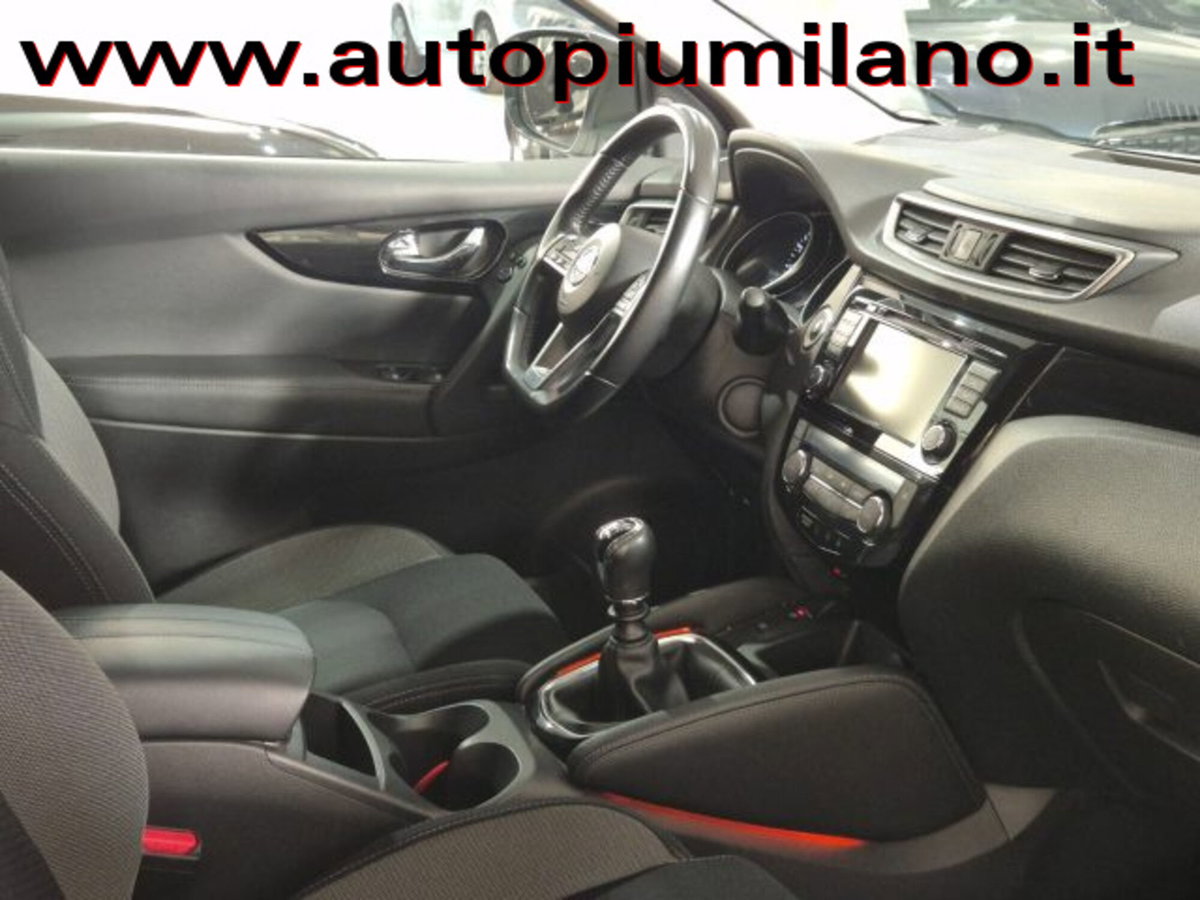 Nissan Qashqai 1.3 DIG-T 140 CV N-Connecta (6)