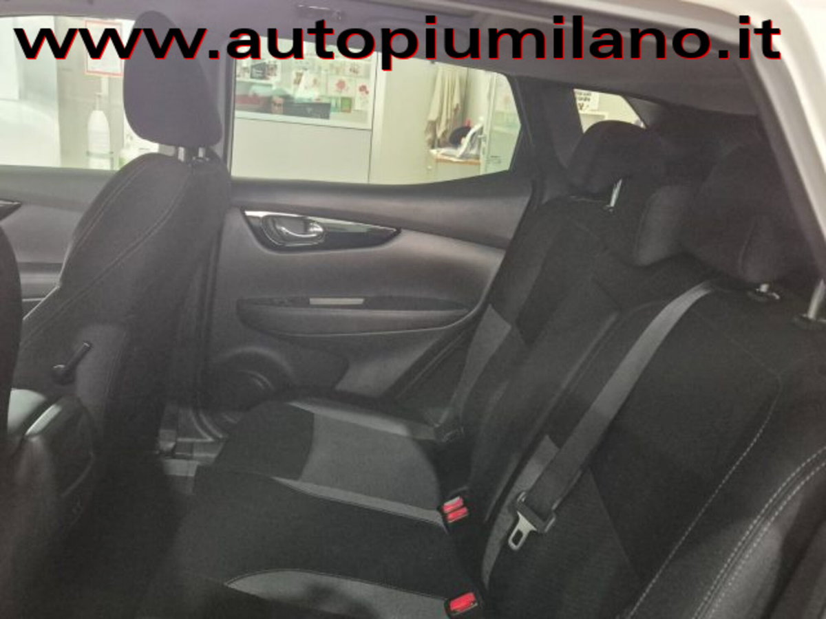 Nissan Qashqai 1.3 DIG-T 140 CV N-Connecta (7)