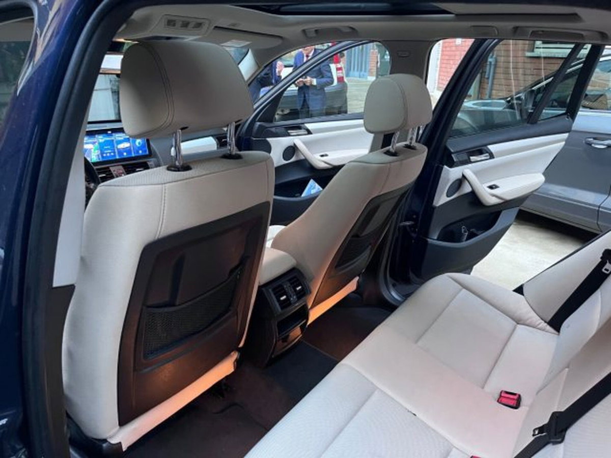 BMW X3 xDrive20i Futura (7)