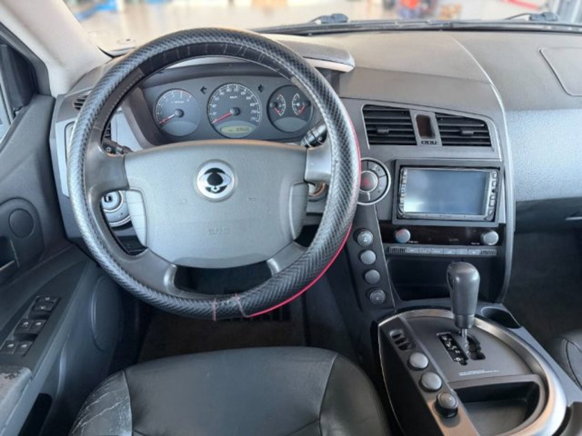 Ssangyong Kyron 2.0 XDi Premium (11)