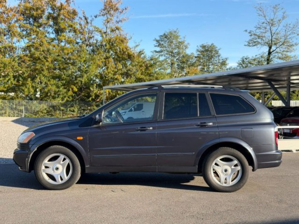 Ssangyong Kyron 2.0 XDi Premium (7)