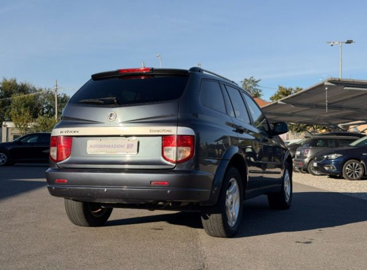 Ssangyong Kyron 2.0 XDi Premium (8)