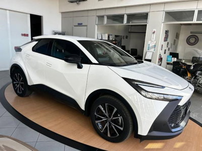 Toyota Toyota C-HR 2.0 phev Trend fwd e-cvt (2)