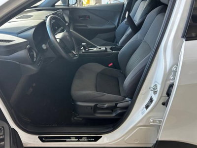 Toyota Toyota C-HR 2.0 phev Trend fwd e-cvt (6)
