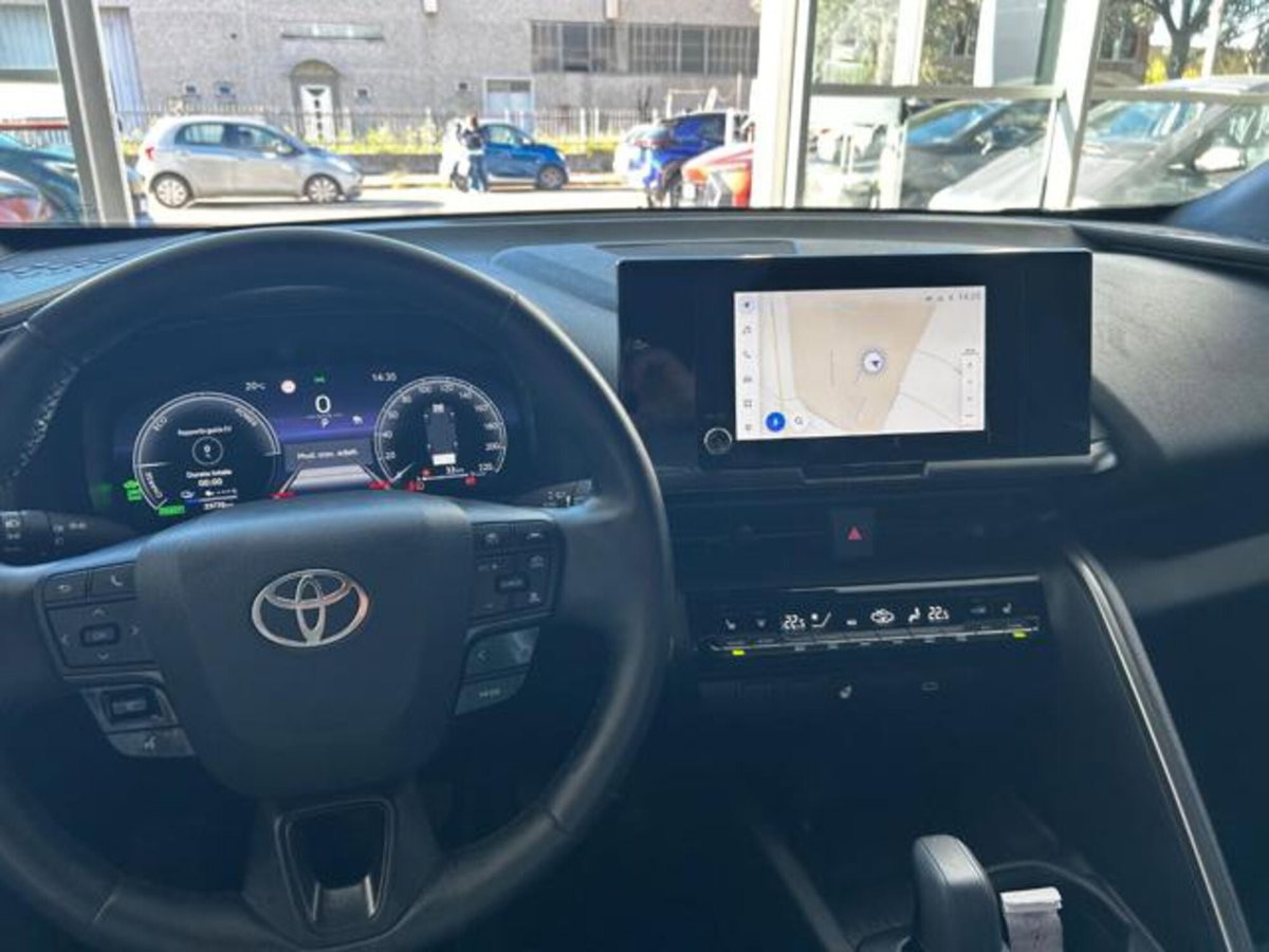Toyota Toyota C-HR 2.0 phev Trend fwd e-cvt (8)