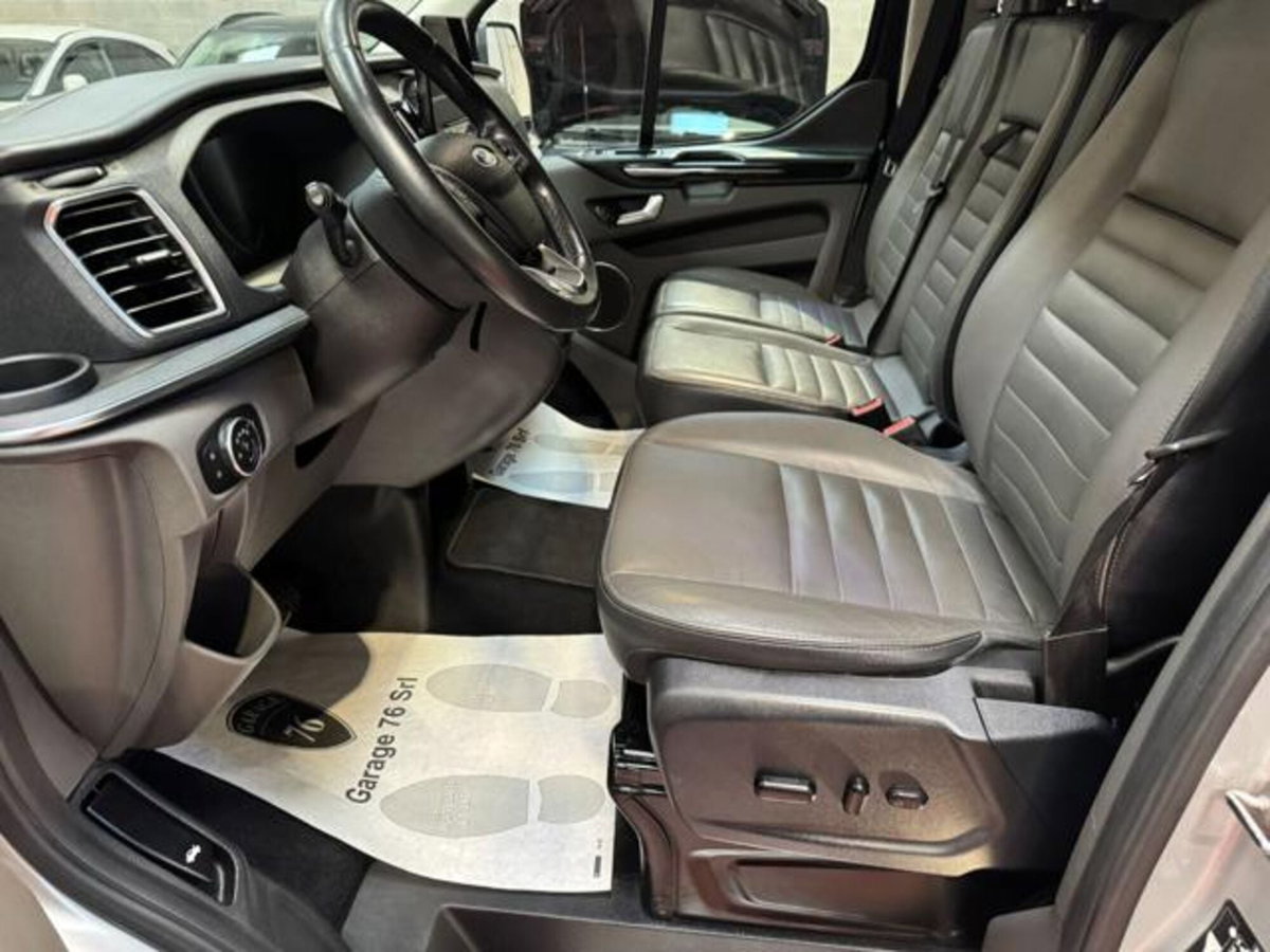 Ford Tourneo Custom 320 2.0 EcoBlue 185CV aut. PL Titanium X (7)