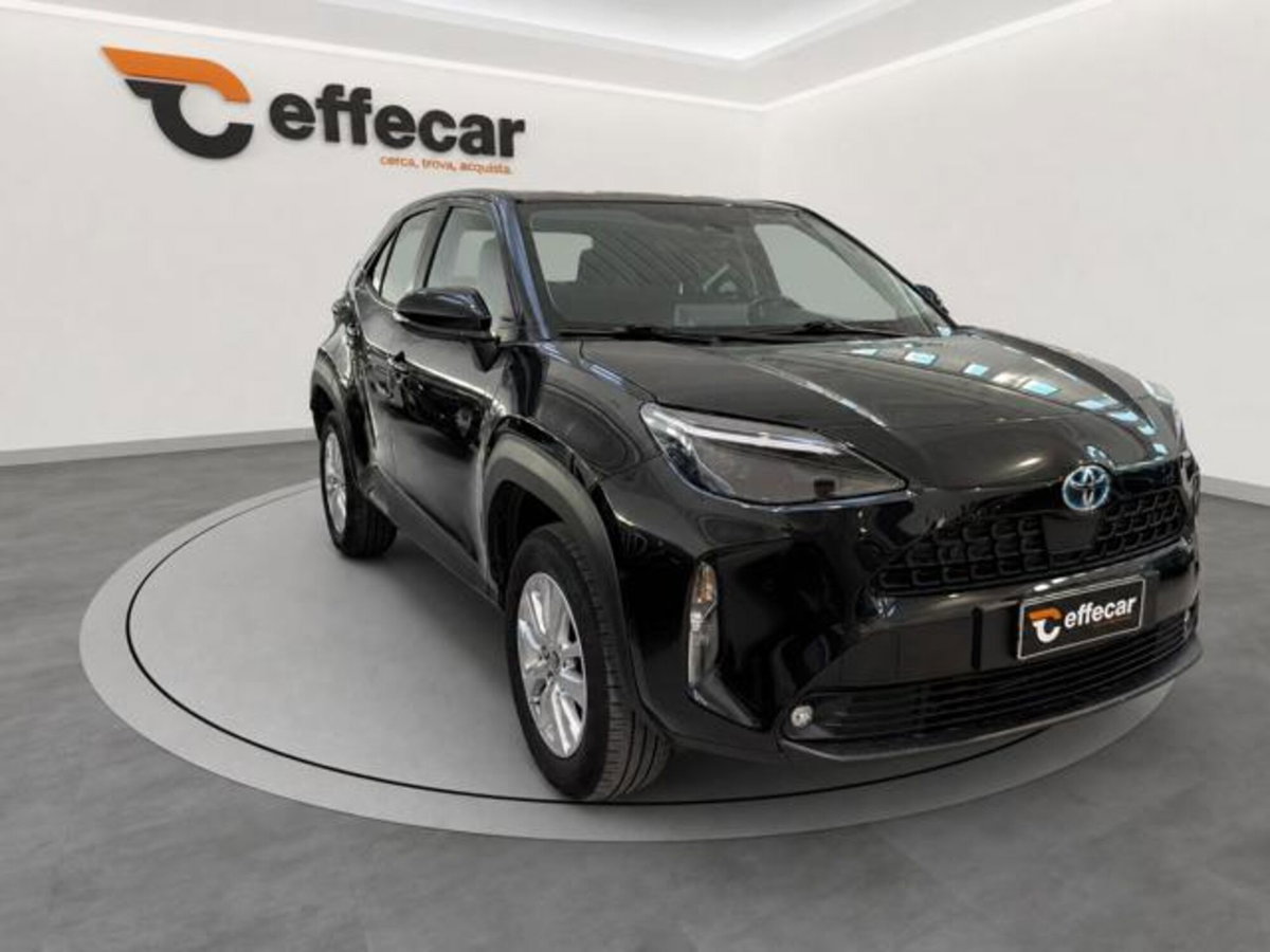 Toyota Yaris Cross 1.5h GR Sport Black Sky fwd 116cv e-cvt (3)