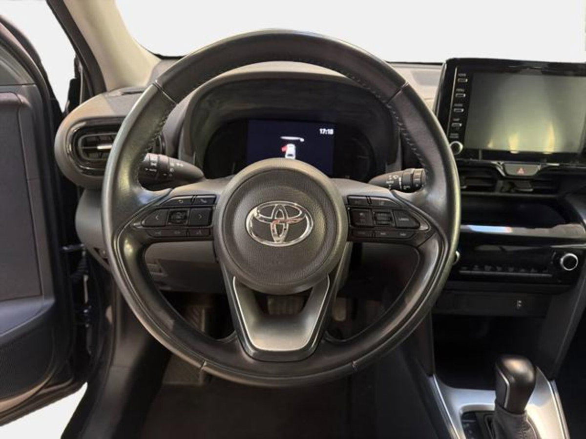 Toyota Yaris Cross 1.5h GR Sport Black Sky fwd 116cv e-cvt (8)