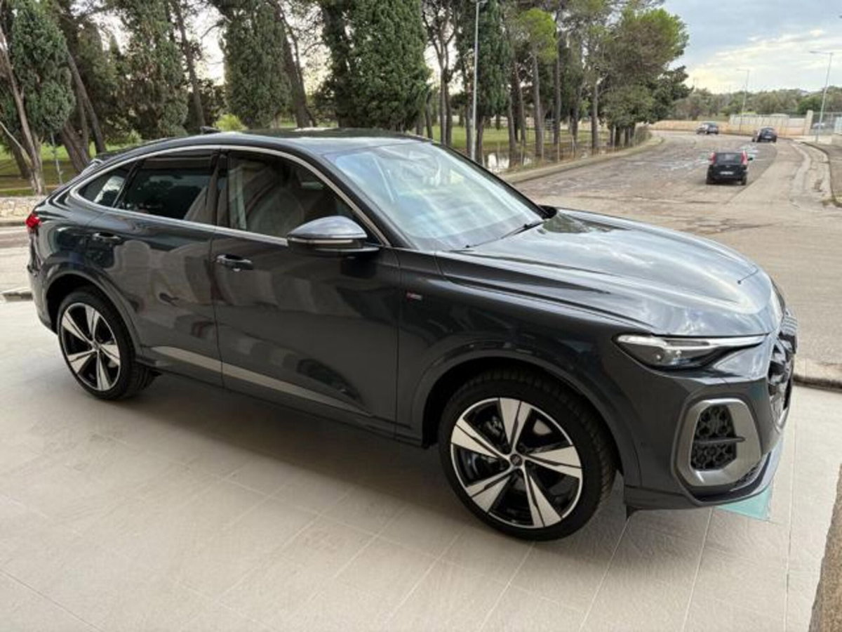 Audi Q5 Sportback 2.0 tdi mhev+ S line quattro 204cv s-tronic (3)