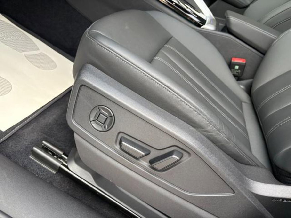 Audi Q5 40 TDI 204 CV quattro S tronic Business (18)