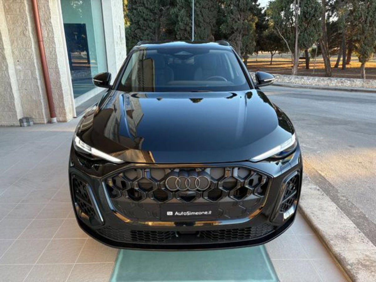 Audi Q5 40 2.0 tdi mhev 12V S line quattro s-tronic (2)