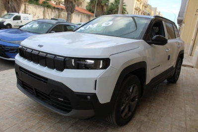 Jeep Compass 1.2 turbo 48V e-hybrid Summit fwd 145cv edct6 (3)