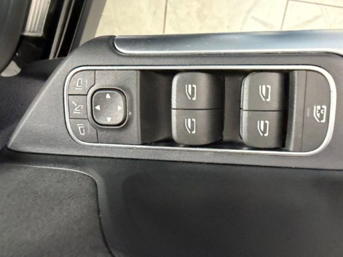 Mercedes-Benz GLA SUV AMG 35 AMG Line Premium Plus 4matic auto (10)