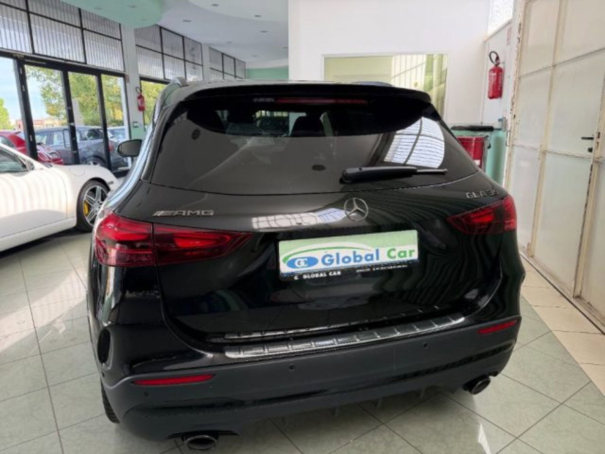 Mercedes-Benz GLA SUV AMG 35 AMG Line Premium Plus 4matic auto (5)