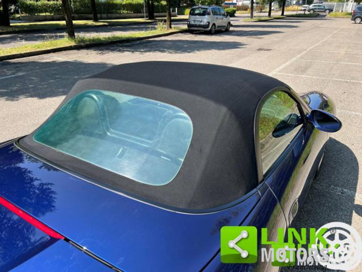 Porsche Boxster 3.2i 24V cat S (3)