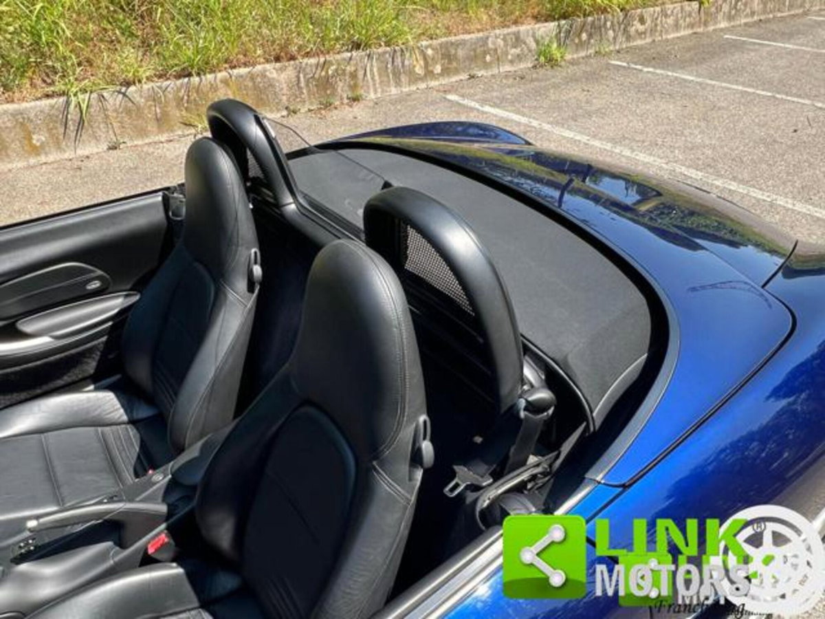 Porsche Boxster 3.2i 24V cat S (6)