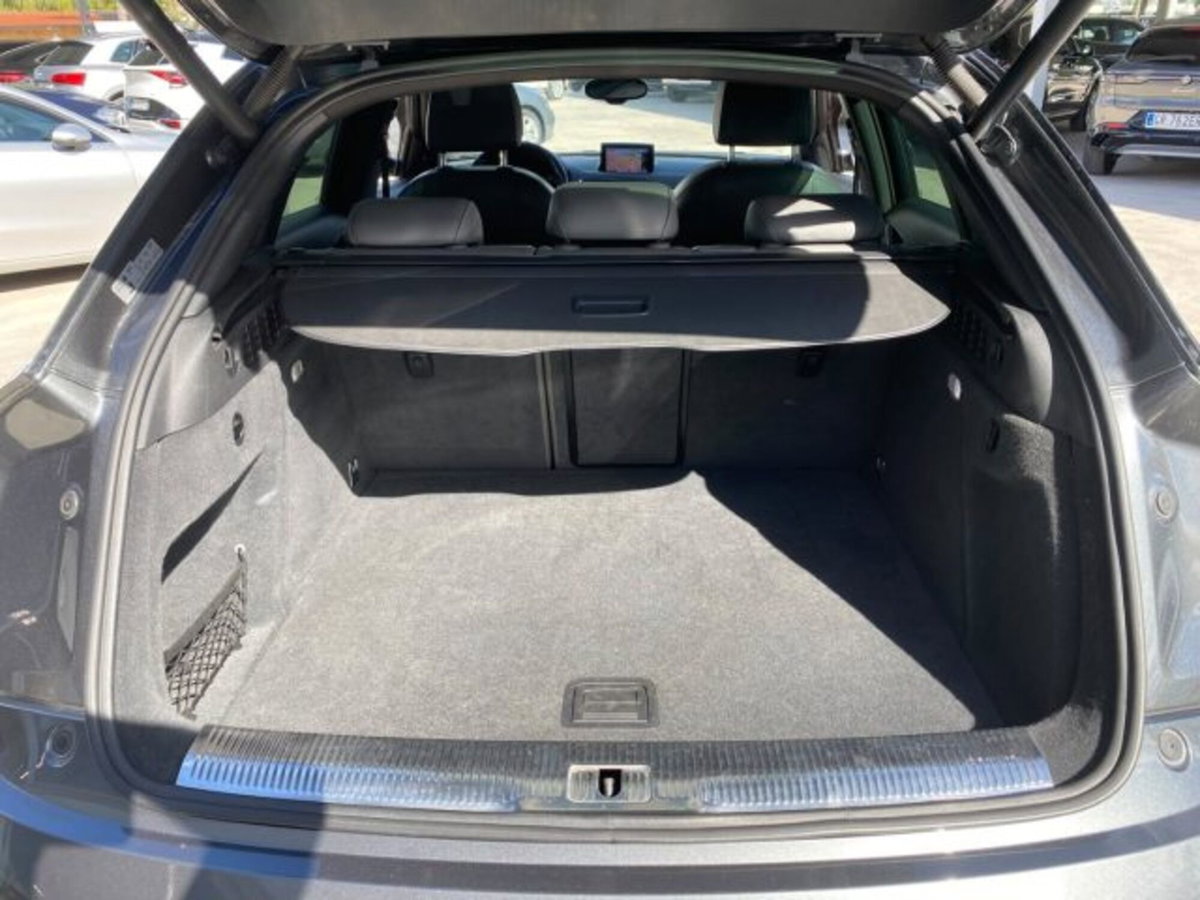 Audi Q3 2.0 TDI 184 CV quattro S tronic Sport (18)