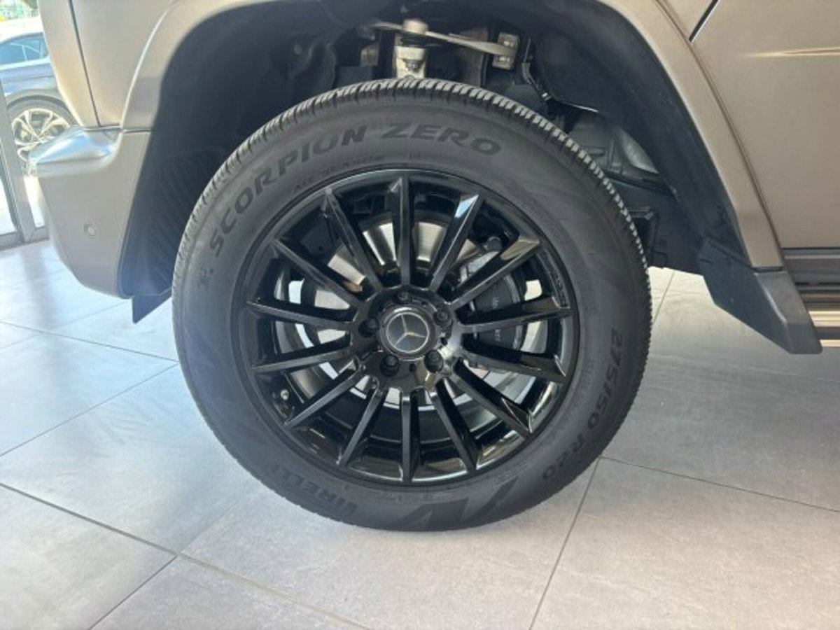 Mercedes-Benz Classe G 400 d Sport (13)