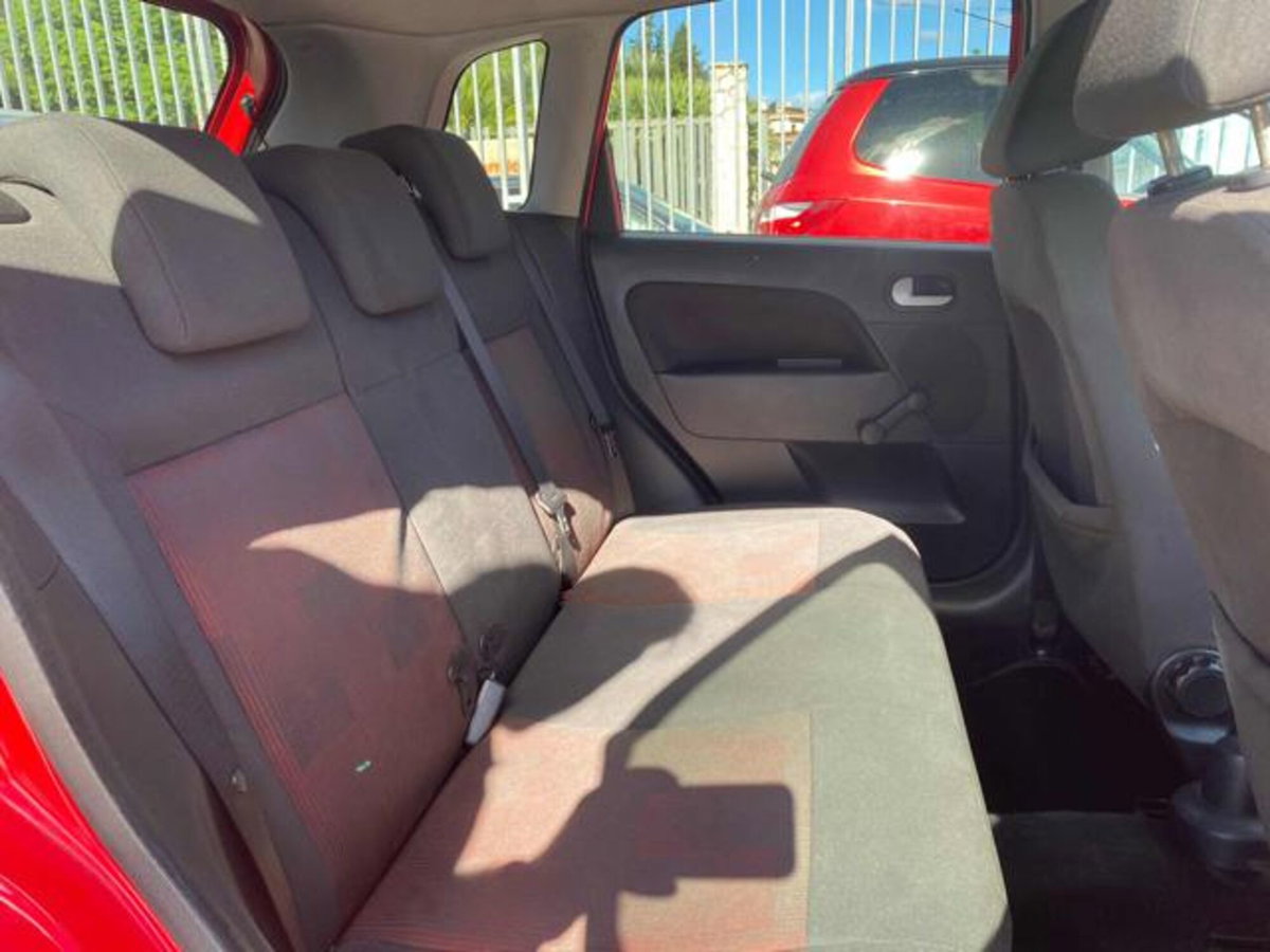 Ford Fiesta 1.4 TDCi 5p. Ambiente (12)