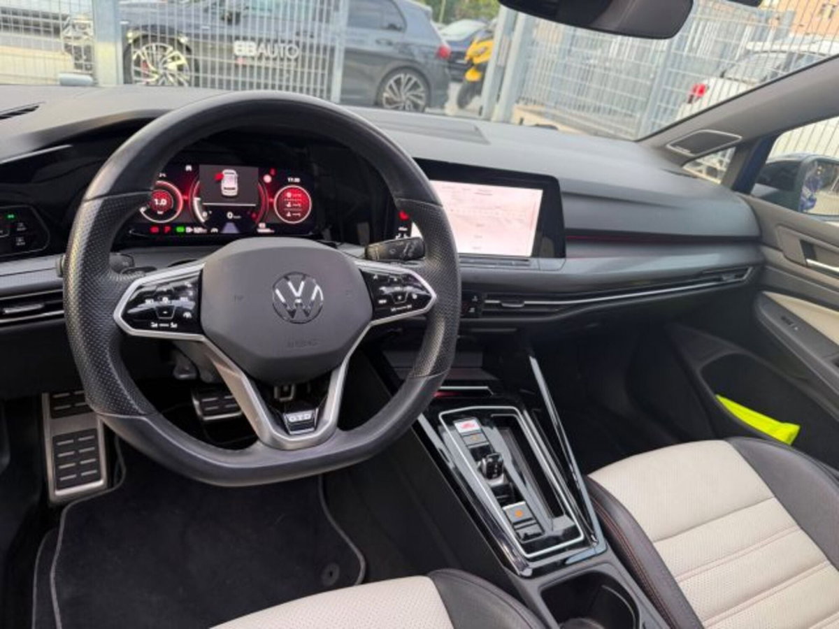 Volkswagen Golf 2.0 TDI GTD DSG (12)