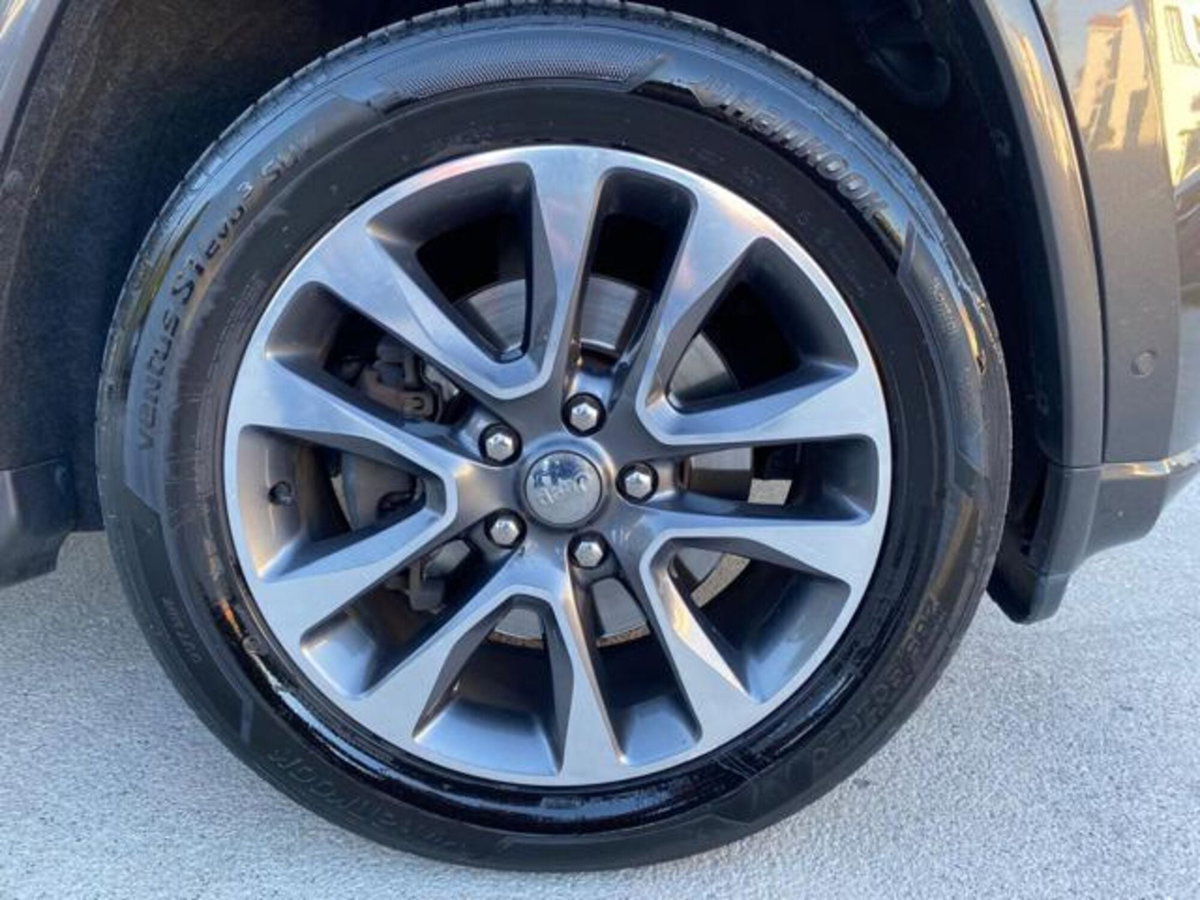 Jeep Grand Cherokee 3.0 V6 CRD 250 CV Multijet II Overland (15)