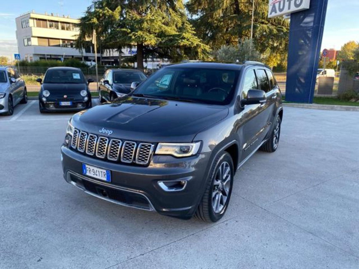 Jeep Grand Cherokee 3.0 V6 CRD 250 CV Multijet II Overland (7)