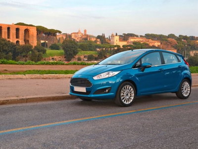 Ford Fiesta 1.0 EcoBoost 100CV 5 porte Powershift Titanium usata