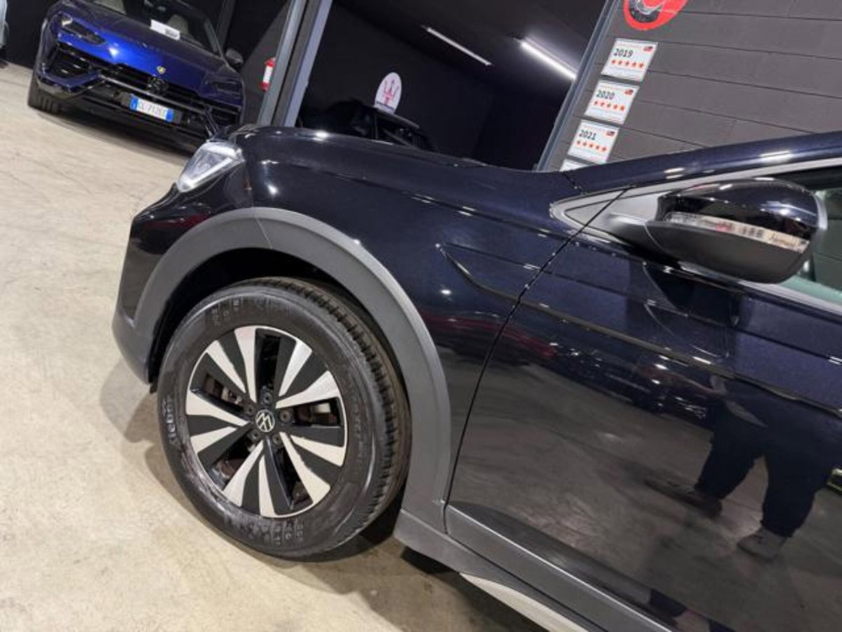 Volkswagen Taigo 1.0 tsi Life 95cv (7)