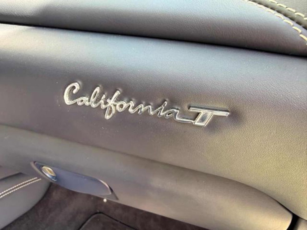 Ferrari California Spider California T DCT (15)