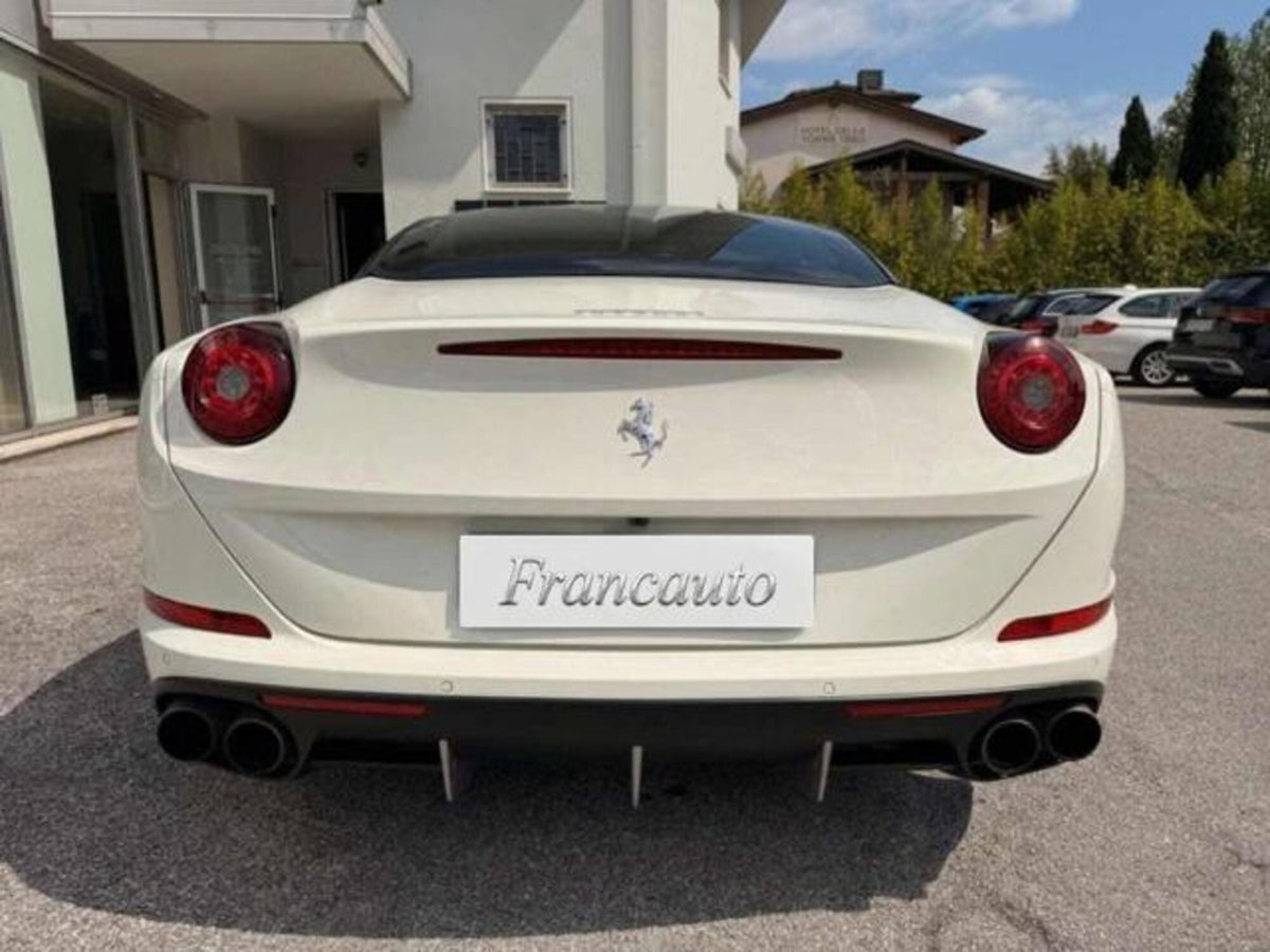 Ferrari California Spider California T DCT (5)