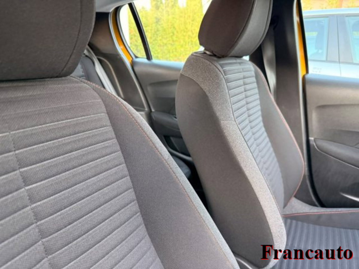 Peugeot 208 1.2 puretech Active s&s 75cv (8)