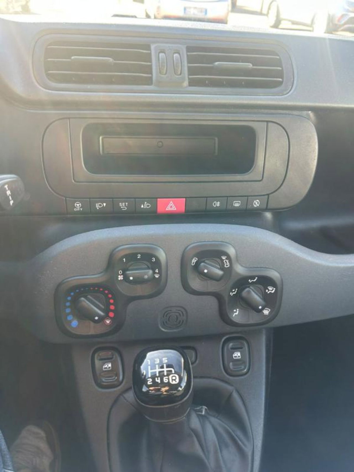 Fiat Panda 1.0 firefly hybrid s&s 70cv 5p.ti (7)