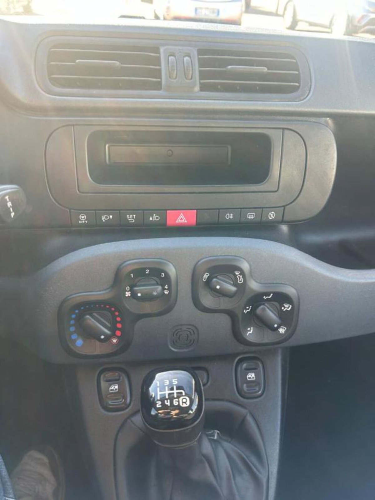Fiat Panda 1.0 firefly hybrid s&s 70cv 5p.ti (9)