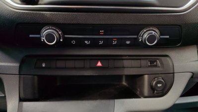 Peugeot Traveller BlueHDi 120 S&S Standard Active (14)