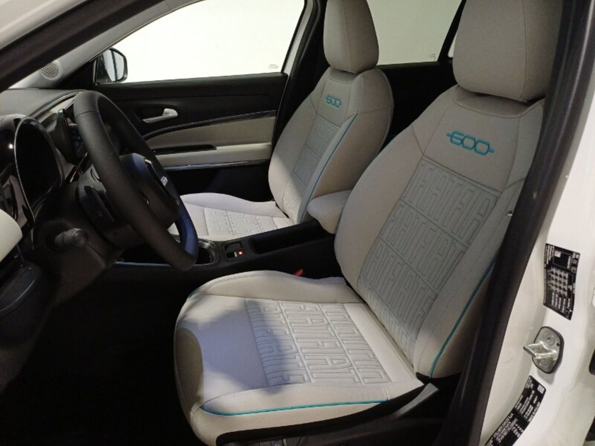 Fiat 600 1.2 hybrid La Prima 110cv auto (16)