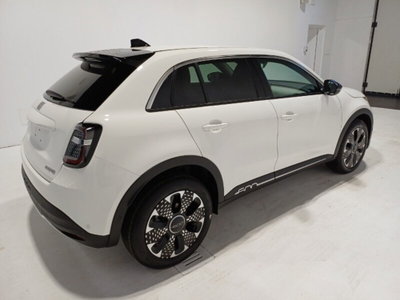 Fiat 600 1.2 hybrid La Prima 110cv auto (6)
