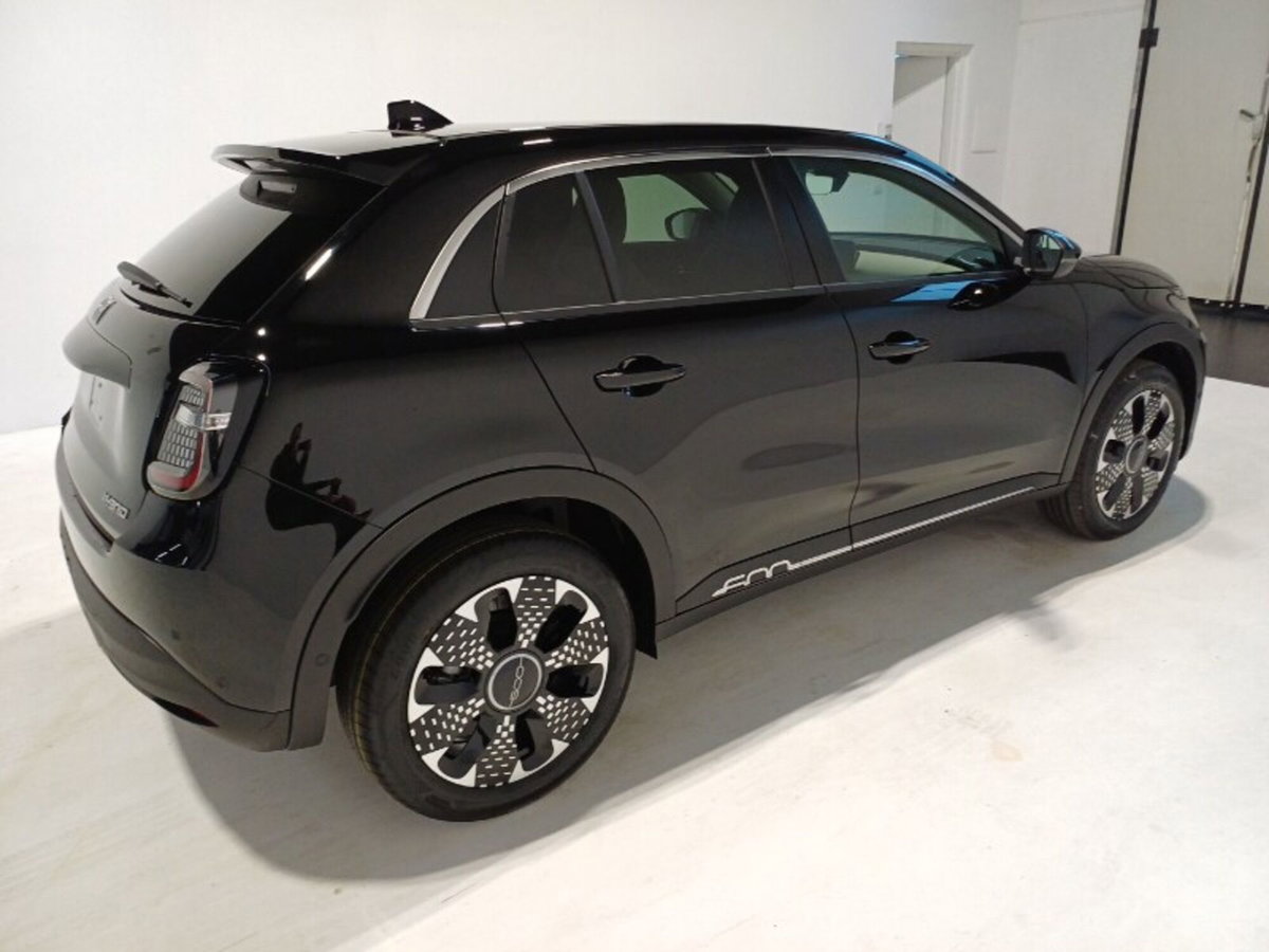 Fiat 600 1.2 hybrid La Prima 110cv auto (5)